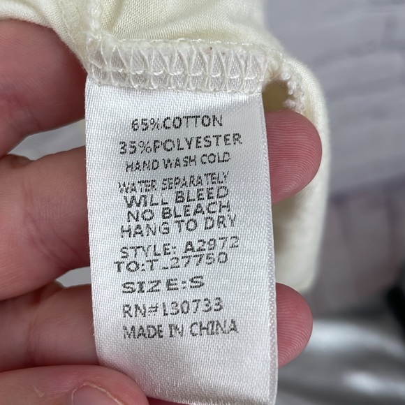 Oversized Pale Yellow Small Umgee Cold Shoulder Basic Top - Picture 4 of 6